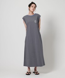【新品未使用】ビューティー&ユース　ワンピース アイボリー URBAN RESEARCH DOORS ワンピース 「UR TECH SMOOTHLUXE