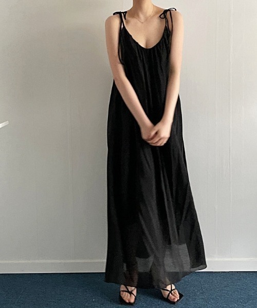 deux amour(ドゥーザムール)の「バックオープンキャミロングワンピース(ワンピース・レディース・ホワイト/グリーン/ブラック・FREE)」の11枚目の写真