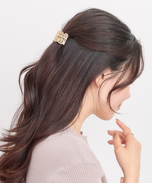 ハート型ヘアクリップ ブラック　BASICKS X POTETE X POTETE Heart Hair Clip – BASICKS