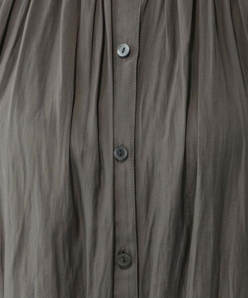 GLOBAL WORK（グローバルワーク）の「さらさらリラックスギャザーブラウス半袖/494041（シャツ/ブラウス・レディース・ネイビー/スミクロ・MEDIUM/LARGE）」の19枚目の写真