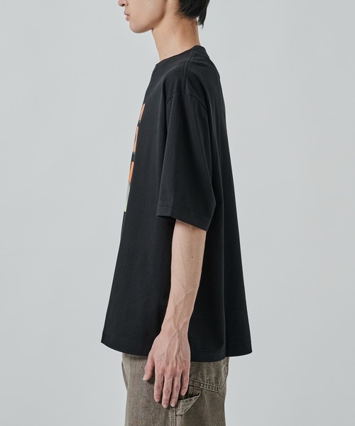 markaware(マーカウェア)の「Tee Yuji Takeuchi glove on the head(Tシャツ/カットソー・メンズ・グレー/ブラック/ホワイト・1/2)」の15枚目の写真