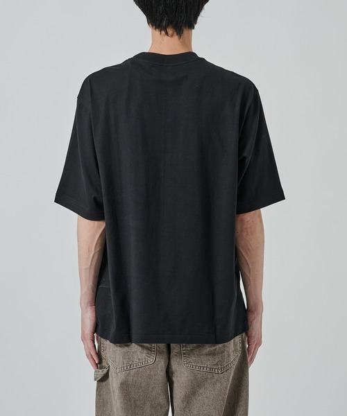 markaware(マーカウェア)の「Tee Yuji Takeuchi glove on the head(Tシャツ/カットソー・メンズ・グレー/ブラック/ホワイト・1/2)」の16枚目の写真