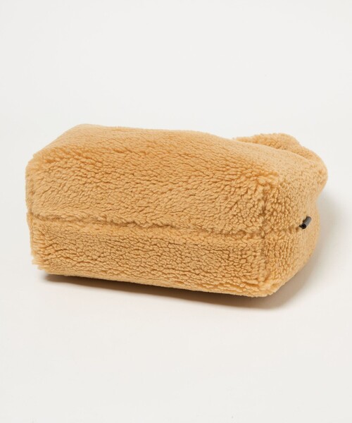 VIOLAd'ORO（ヴィオラドーロ）の「【一部別注】＜VIOLAd’ORO＞ELMO ボア チェーン ショルダーバッグ（ショルダーバッグ・レディース・ブラック/ベージュ・FREE）」の17枚目の写真