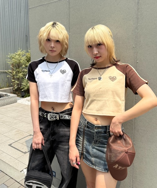 ATMARK(アットマーク)の「《フリーサイズ / レディース 》ThirdHonesty ハートロゴ ラグランショートT(Tシャツ/カットソー・レディース・ホワイト×ブラック/ホワイト×ネイビー/ブラウン・FREE)」の1枚目の写真