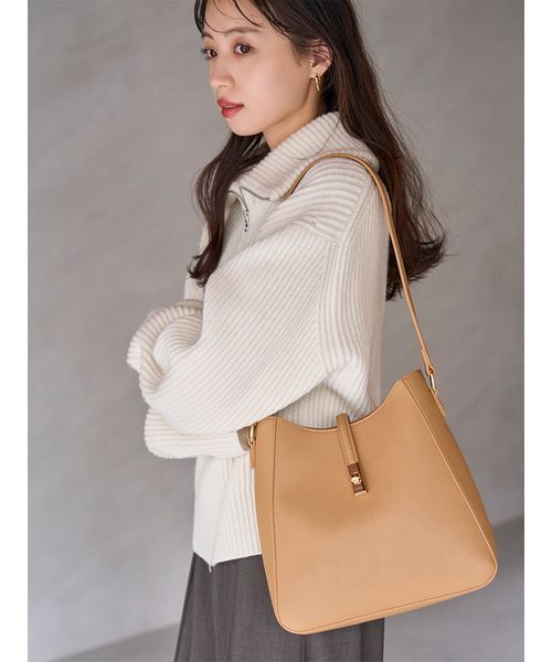 SNIDEL(スナイデル)の「ツイストメタルトートバッグ(トートバッグ・レディース・キャメル/ピンク/ブラック・F)」の9枚目の写真