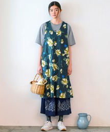 SUPER HAKKA（スーパーハッカ）の「アネモネプリント　コットン麻エプロン（エプロン）」