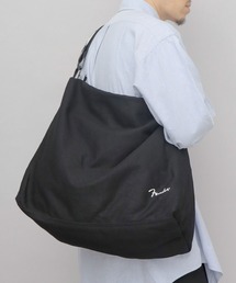 Fender（フェンダー）の「ヘビーキャンバス 大容量 ビッグ ショルダーバッグ モノグラムストラップ A4・A3対応（ショルダーバッグ）」
