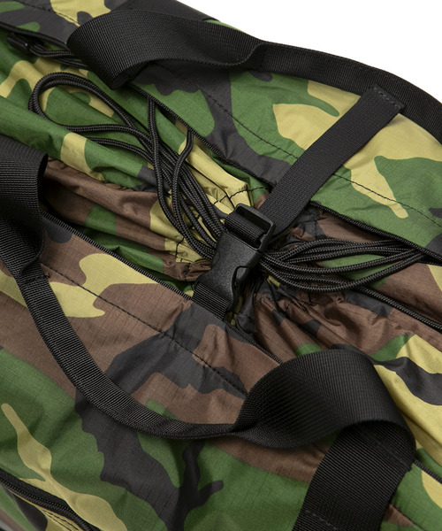 Drifter(ドリフター)の「PACK SHOULDER DUFFEL/パックショルダーダッフル(ボストンバッグ・メンズ・グリーン系カモフラージュ/ブラック・FREE)」の11枚目の写真