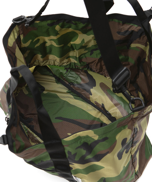 Drifter(ドリフター)の「PACK SHOULDER DUFFEL/パックショルダーダッフル(ボストンバッグ・メンズ・グリーン系カモフラージュ/ブラック・FREE)」の17枚目の写真