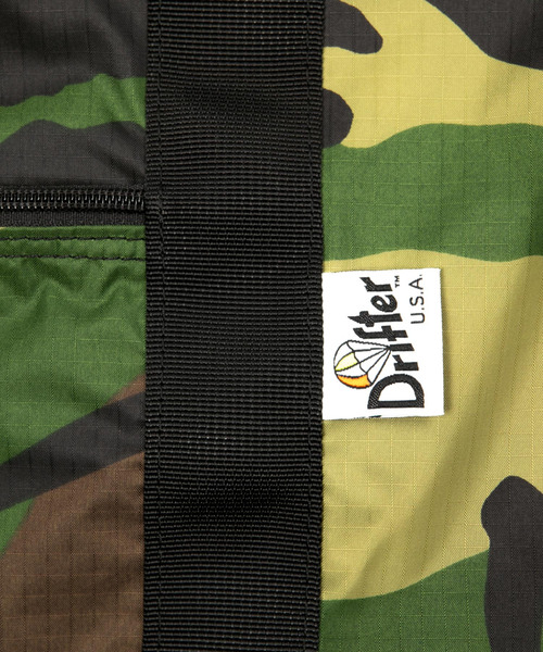 Drifter(ドリフター)の「PACK SHOULDER DUFFEL/パックショルダーダッフル(ボストンバッグ・メンズ・グリーン系カモフラージュ/ブラック・FREE)」の19枚目の写真