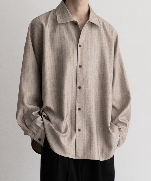 CASPER JOHN（キャスパージョン）の「Imitation wool huge shirts/イミテーションウールヒュージシャツ（シャツ/ブラウス・メンズ・ブラック系/ダークグレー/ベージュ/ホワイト/ブラック系1/ダークブラウン/ベージュ系/ブラウン系/ブラウン系1/グレイッシュベージュ/カーキ/ブラック/ブラック系2/グレー/チャコールグレー/グレー系その他/ブラック系3/ナチュラル/ネイビー系/グレー系その他3/グレー系その他2・X-SMALL/SMALL/MEDIUM/LARGE）」の17枚目の写真