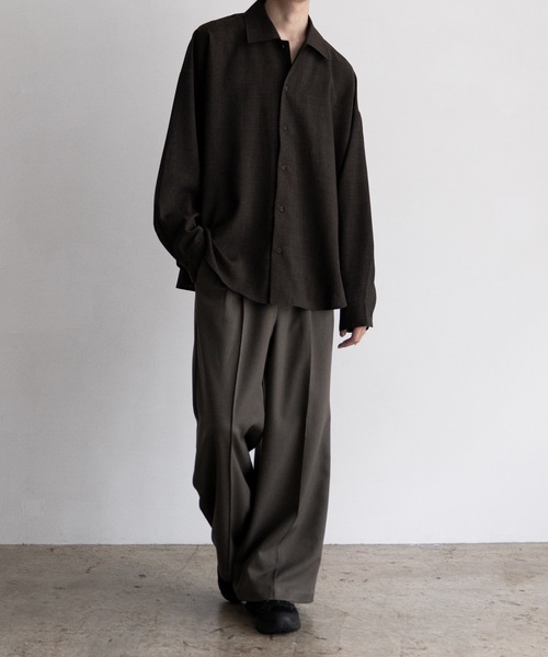 CASPER JOHN（キャスパージョン）の「Imitation wool huge shirts/イミテーションウールヒュージシャツ（シャツ/ブラウス・メンズ・ブラック系/ダークグレー/ベージュ/ホワイト/ブラック系1/ダークブラウン/ベージュ系/ブラウン系/ブラウン系1/グレイッシュベージュ/カーキ/ブラック/ブラック系2/グレー/チャコールグレー/グレー系その他/ブラック系3/ナチュラル/ネイビー系/グレー系その他3/グレー系その他2・X-SMALL/SMALL/MEDIUM/LARGE）」の22枚目の写真