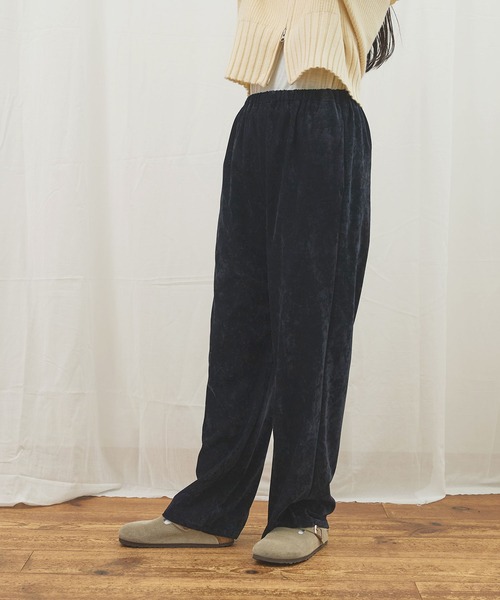 fig Ｌondon（フィグロンドン）の「GENTLE corl pants（その他パンツ・レディース・ボルドー/ネイビー・FREE）」の4枚目の写真