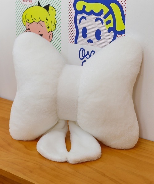 SHEPP（シープ）の「ふわふわリボンクッション（クッション/クッションカバー・レディース・ブラック/ホワイト/ピンク・F）」の2枚目の写真