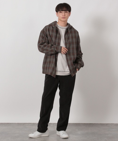 LAKOLE（ラコレ）の「※ステッチスエードプルオーバー / 587074（スウェット・メンズ・ライトグレー/チャコール/ブルー・MEDIUM/LARGE/X-LARGE）」の4枚目の写真