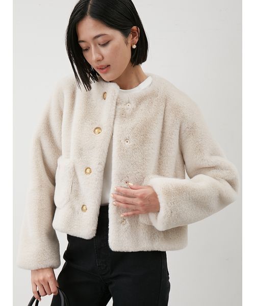 金釦クロップドファージャケット（ノーカラージャケット）｜Mila