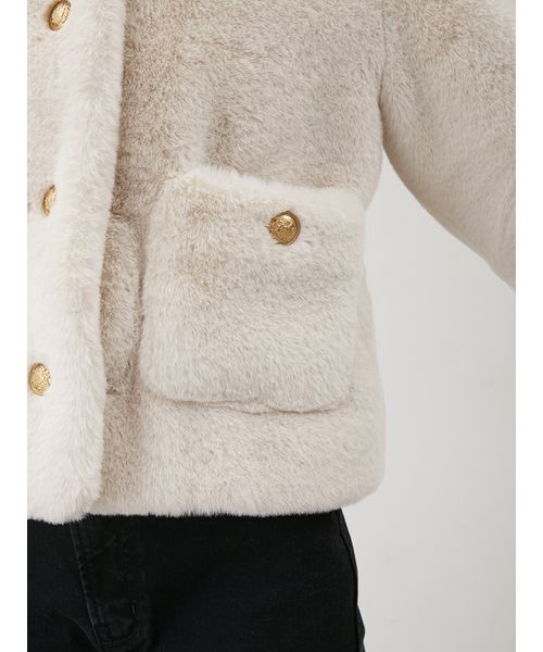 金釦クロップドファージャケット（ノーカラージャケット）｜Mila