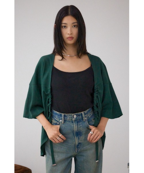 AZUL by moussy(アズールバイマウジー)の「ドロストトッパーカーディガン(カーディガン/ボレロ・レディース・ブラック/ダークグリーン/チャコールグレー・FREE)」の8枚目の写真