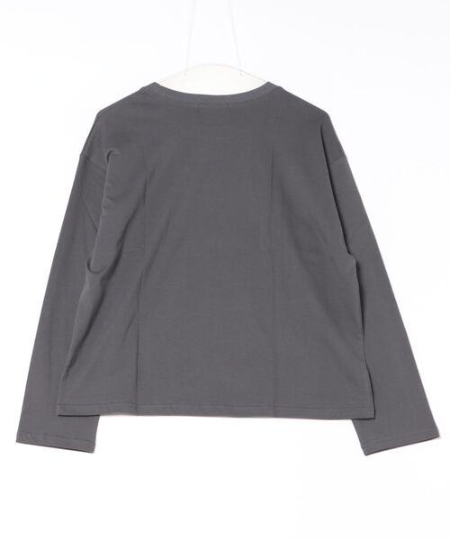 gossara(ゴサラ)の「【ロングシーズン使える】ロゴラウンドネックプルオーバー(Tシャツ/カットソー・レディース・チャコール/ホワイト/オートミール・FREE)」の21枚目の写真