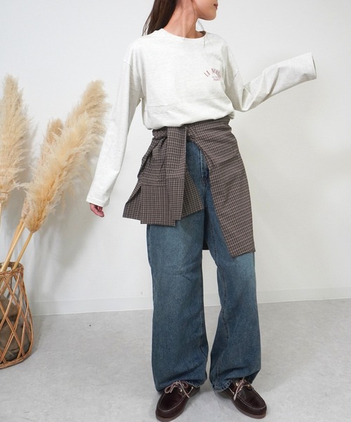 gossara(ゴサラ)の「【ロングシーズン使える】ロゴラウンドネックプルオーバー(Tシャツ/カットソー・レディース・チャコール/ホワイト/オートミール・FREE)」の17枚目の写真