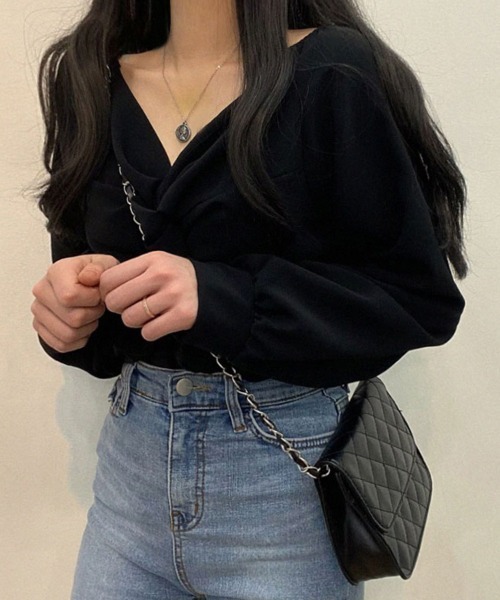 ReRe(リリ)の「ツイストデザインブラウス(シャツ/ブラウス・レディース・ブラック/ホワイト/ピンク・FREE)」の12枚目の写真