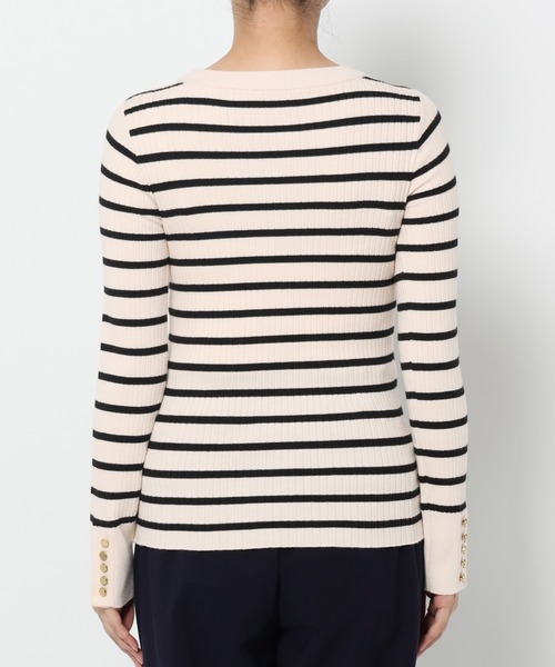 mysty woman（ミスティウーマン）の「【WEB限定】袖ボタンクルーネックニット　602805（ニット/セーター・レディース・ブラック/ネイビー/グレー/オフホワイト/レッド/ホワイト系その他/ブラック系その他/グレイッシュブルー・FREE）」の20枚目の写真