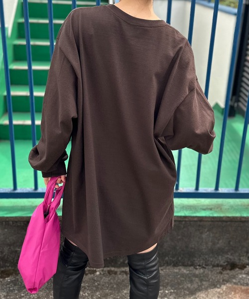 mi via loca（ミヴィアロカ）の「【GILDAN】UNWIND TIME ロゴロンT（Tシャツ/カットソー・レディース・ブラック/ホワイト/ダークブラウン/ベージュ・MEDIUM/X-LARGE）」の9枚目の写真