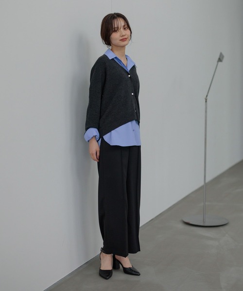 Andemiu(アンデミュウ)の「デザインボタンシャツ長袖603838(シャツ/ブラウス・レディース・ピンク/オフホワイト/ブルー/ホワイト・FREE)」の11枚目の写真