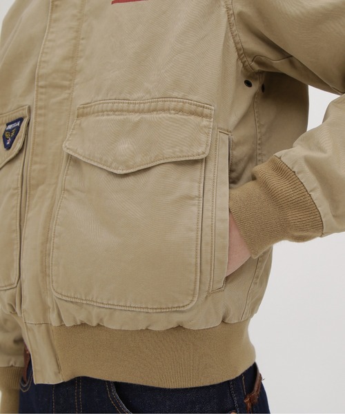 AVIREX(アヴィレックス)の「《AVIREX × PEANUTS》COTTON A-2 "FLYING ACE" / A-2 "フライングエース" / ピーナッツ / アヴィレックス(ブルゾン・メンズ・カーキ/オリーブ・MEDIUM/LARGE/X-LARGE/XX-LARGE)」の14枚目の写真