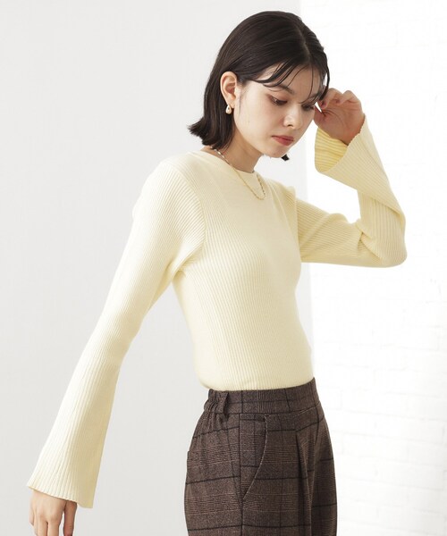 THE SHOP TK （ザ ショップ ティーケー ）の「【品よく魅せる】フレアスリーブ リブニット/毛玉になりにくい/静電気防止/洗濯機OK（ニット/セーター・レディース・ワインレッド/ベージュ/ブラック/アイボリー・13/12）」の7枚目の写真