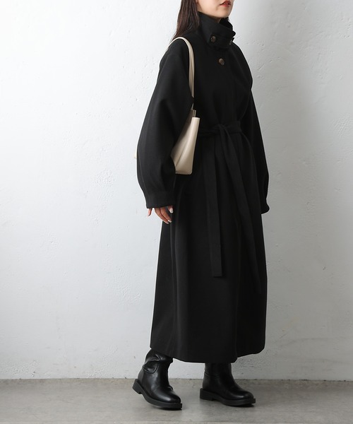 COLONY 2139(コロニートゥーワンスリーナイン)の「ベルト付ボリューム袖ステンカラーコート(ステンカラーコート・レディース・ブラウン/ベージュ/ブラック/チャコールグレー・FREE)」の17枚目の写真