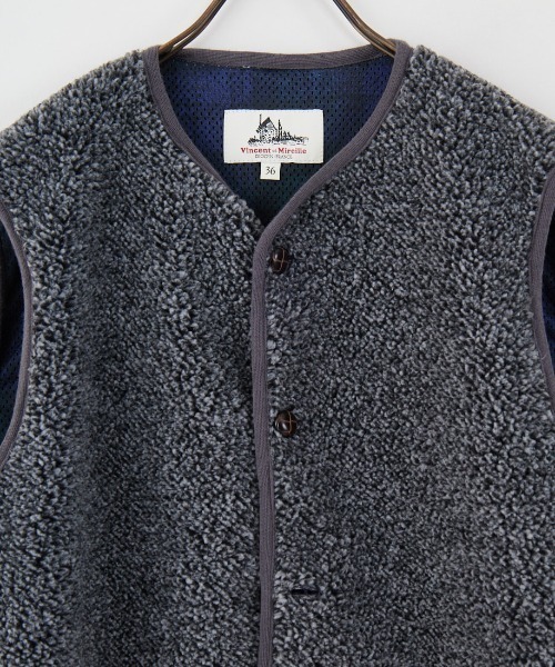 Vincent et Mireille（バンソンエミレイユ）の「[Vincent et Mireille/ヴァンソン エ ミレイユ] ボアフリースベスト（ベスト・レディース・グレー・36）」の19枚目の写真