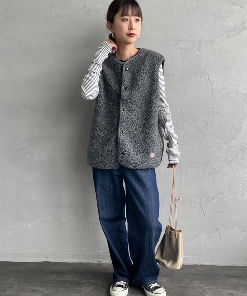 Vincent et Mireille（バンソンエミレイユ）の「[Vincent et Mireille/ヴァンソン エ ミレイユ] ボアフリースベスト（ベスト・レディース・グレー・36）」の3枚目の写真