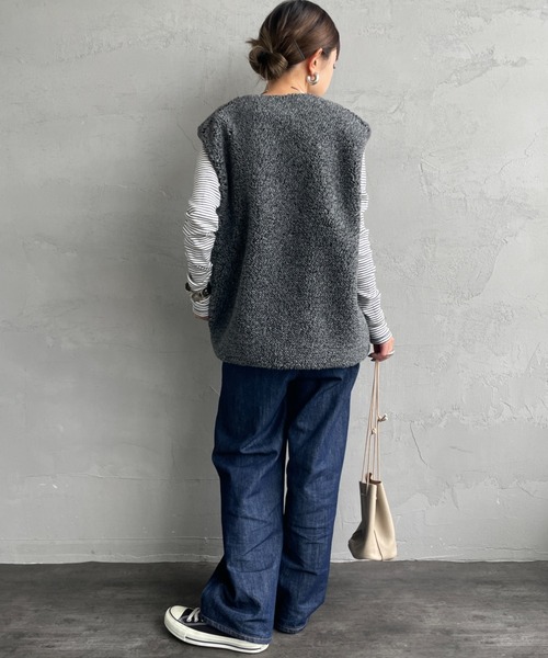 Vincent et Mireille（バンソンエミレイユ）の「[Vincent et Mireille/ヴァンソン エ ミレイユ] ボアフリースベスト（ベスト・レディース・グレー・36）」の10枚目の写真