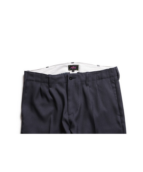 ROTAR（ローター）の「Staple Twill Two Tuck Trousers（チノパンツ・メンズ・ブラック/ネイビー/グリーン・MEDIUM/LARGE/X-LARGE）」の19枚目の写真