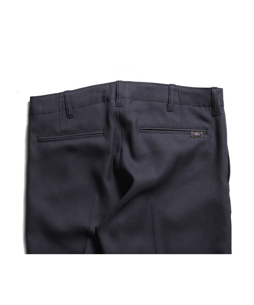 ROTAR（ローター）の「Staple Twill Two Tuck Trousers（チノパンツ・メンズ・ブラック/ネイビー/グリーン・MEDIUM/LARGE/X-LARGE）」の20枚目の写真