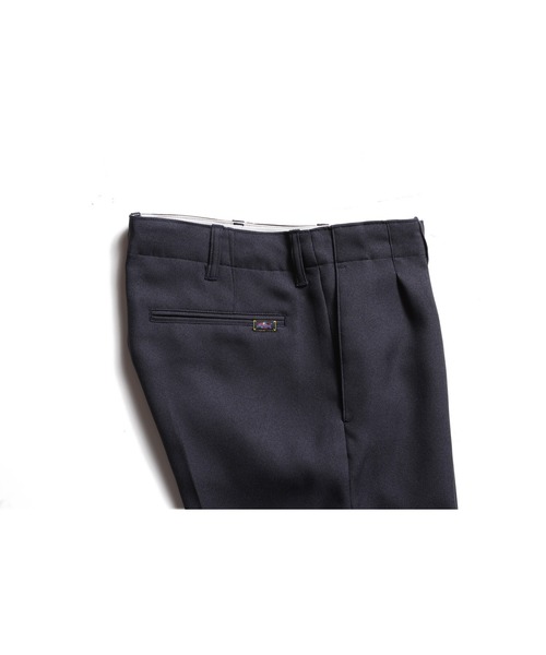 ROTAR（ローター）の「Staple Twill Two Tuck Trousers（チノパンツ・メンズ・ブラック/ネイビー/グリーン・MEDIUM/LARGE/X-LARGE）」の21枚目の写真