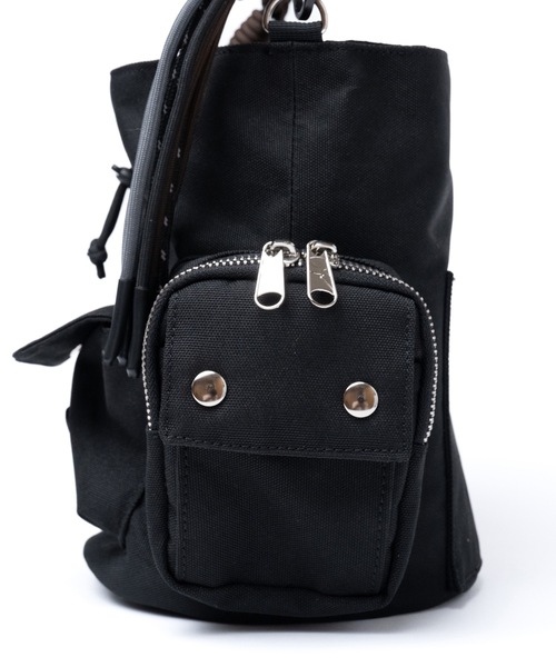 NON TOKYO(ノントーキョー)の「2WAY MULITI POCKET POUCH BAG(ショルダーバッグ・レディース・グレー/ブラウン/ブラック・FREE)」の21枚目の写真