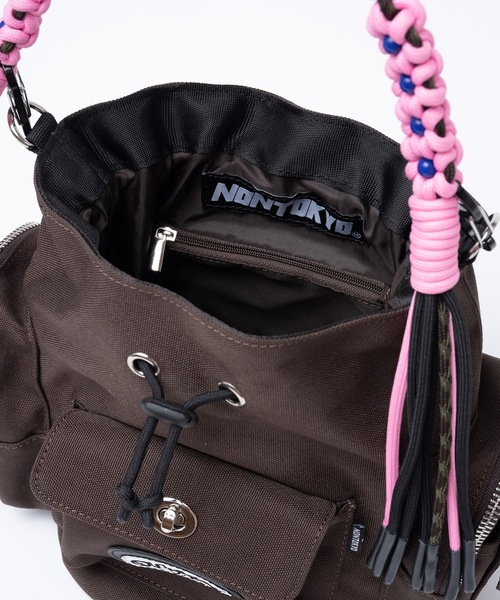 NON TOKYO(ノントーキョー)の「2WAY MULITI POCKET POUCH BAG(ショルダーバッグ・レディース・グレー/ブラウン/ブラック・FREE)」の13枚目の写真