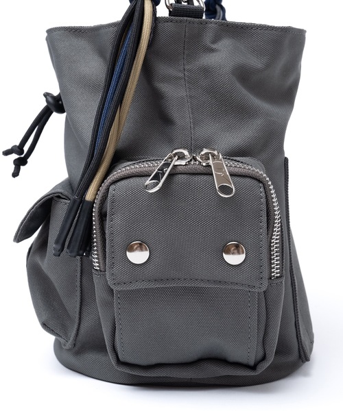 NON TOKYO(ノントーキョー)の「2WAY MULITI POCKET POUCH BAG(ショルダーバッグ・レディース・グレー/ブラウン/ブラック・FREE)」の9枚目の写真