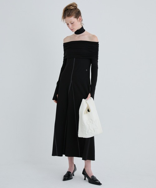 SORIN(ソリン )の「Off Shoulder Flared Dress/オフショルダーフレアドレス(ワンピース・レディース・ダークグリーン/ブラック・38/36)」の2枚目の写真