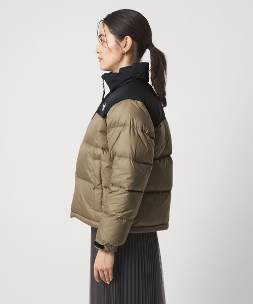 THE NORTH FACE(ザノースフェイス)の「<THE NORTH FACE>ショート ヌプシ ジャケット(ダウンジャケット/コート・レディース・ブラック/ベージュ・M/L)」の19枚目の写真