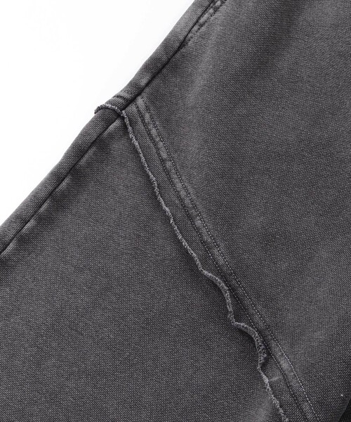 ZIDDY(ジディ)の「ピグメントボトム(130~160cm)(その他パンツ・キッズ・ブラック/グレー・150cm/130cm/FREE/140cm)」の4枚目の写真