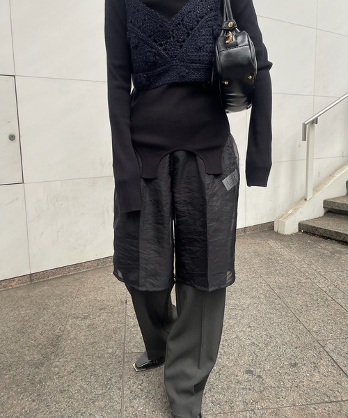 Ameri(アメリ)の「HALF SHEER LAYERED PANTS(スラックス・レディース・テラコッタ/スミクロ/ベージュ・SMALL/MEDIUM)」の8枚目の写真