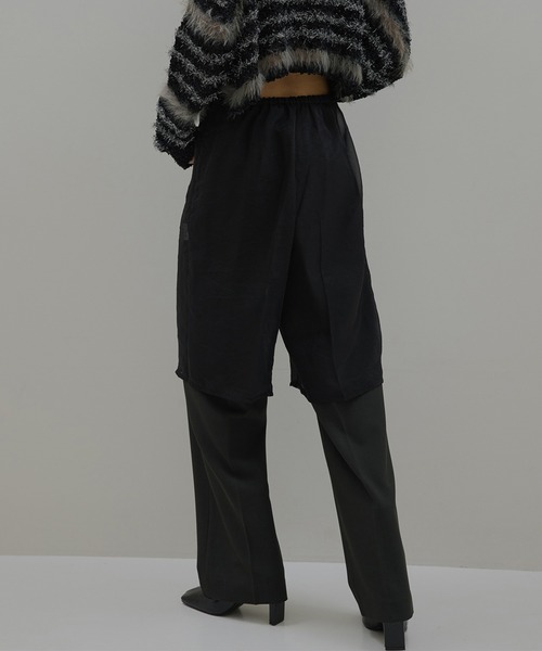 Ameri(アメリ)の「HALF SHEER LAYERED PANTS(スラックス・レディース・テラコッタ/スミクロ/ベージュ・SMALL/MEDIUM)」の5枚目の写真