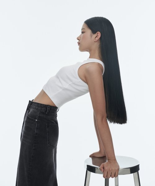 MUSINSA STANDARD WOMAN（ムシンサスタンダードウーマン）の「ウィメンズレーサーバッククロップタンクトップ[ホワイト]（Tシャツ/カットソー・レディース・その他・SMALL/MEDIUM/LARGE/X-SMALL）」の5枚目の写真