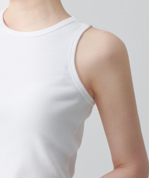 MUSINSA STANDARD WOMAN（ムシンサスタンダードウーマン）の「ウィメンズレーサーバッククロップタンクトップ[ホワイト]（Tシャツ/カットソー・レディース・その他・SMALL/MEDIUM/LARGE/X-SMALL）」の10枚目の写真