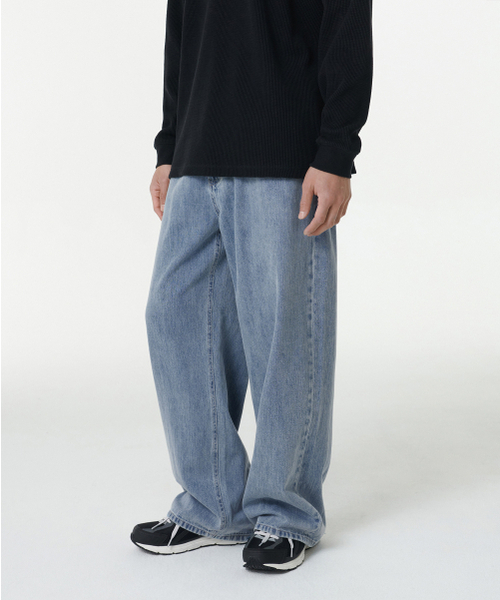 MUSINSA STANDARD（ムシンサスタンダード）の「リネンライクエクストラワイドデニムパンツ[ライトインディゴ]（デニムパンツ・メンズ・その他・27/28/29/34/32/30/31/33/26/40/38/42/36）」の3枚目の写真
