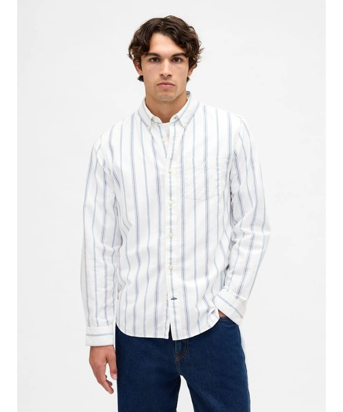 GAP(ギャップ)の「スタンダードフィット オックスフォードシャツ(シャツ/ブラウス・メンズ・ピンク/ホワイト/ホワイト×ブルー/ネイビー・M/S/XS/XL/L)」の1枚目の写真
