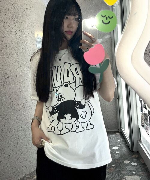 GRAVER（グレーバー）の「[ユニセックス]3ベアコミックスロゴ半袖Tシャツ_ホワイト（Tシャツ/カットソー・レディース・ホワイト・X-LARGE/SMALL/MEDIUM/LARGE）」の10枚目の写真